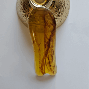 Resin scraping stick beauty tool